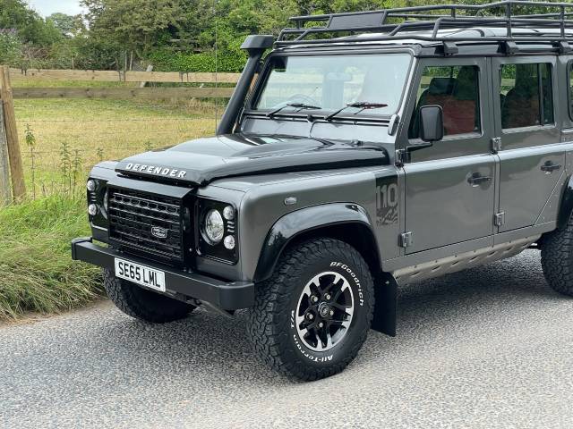 2015 Land Rover Defender Adventure Station Wagon TDCi [2.2]